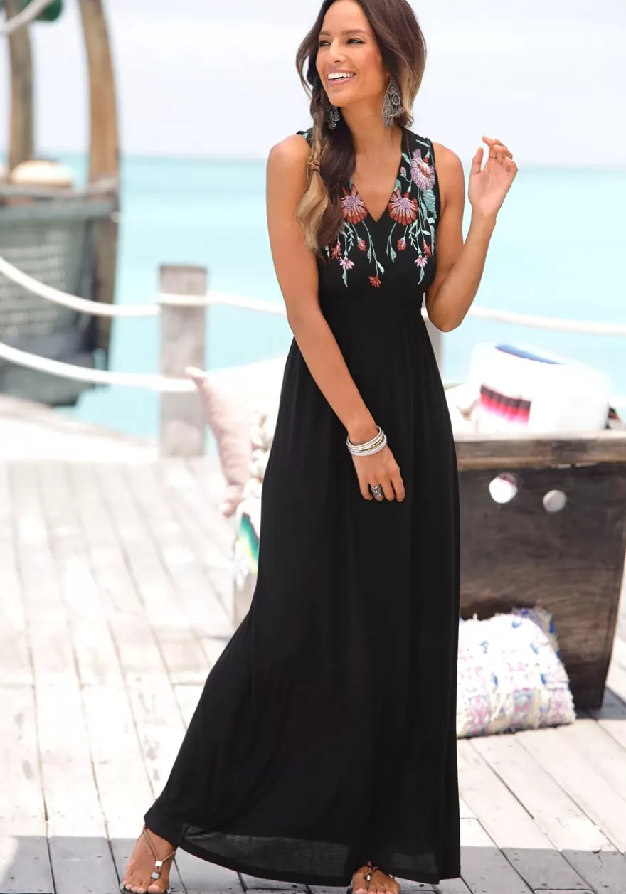 New V-Neck Maxi Dress Maxi Dresses